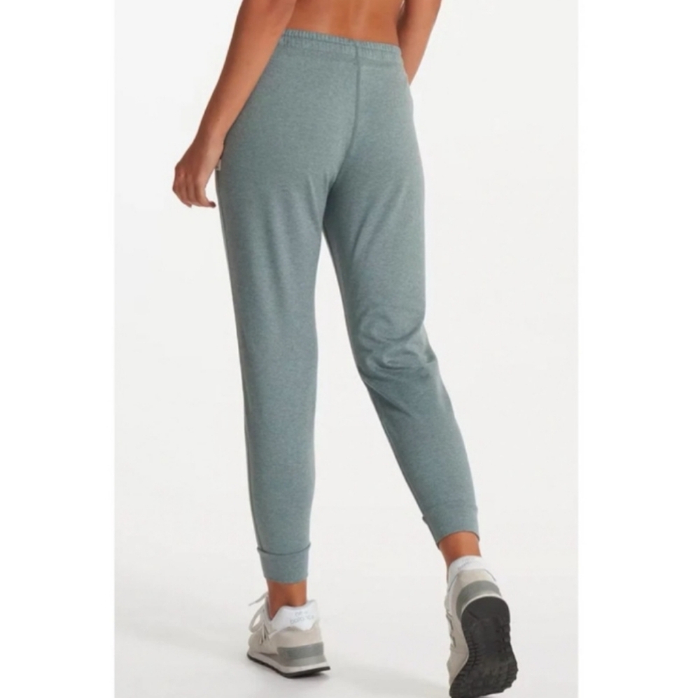 Vuori Heathered Teal Joggers - Picture 2 of 16